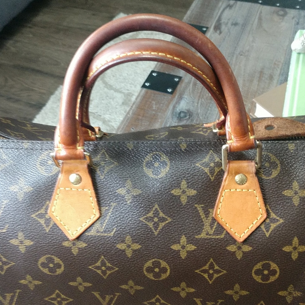 LOUIS VUITTON SPEEDY 30 *AUTHENTIC* - Picture 8 of 17